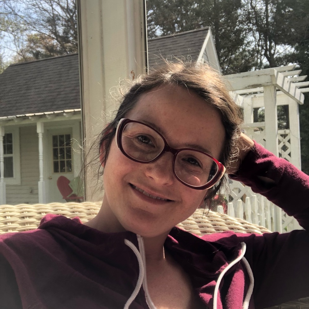 Meet your Posher, Jennifer